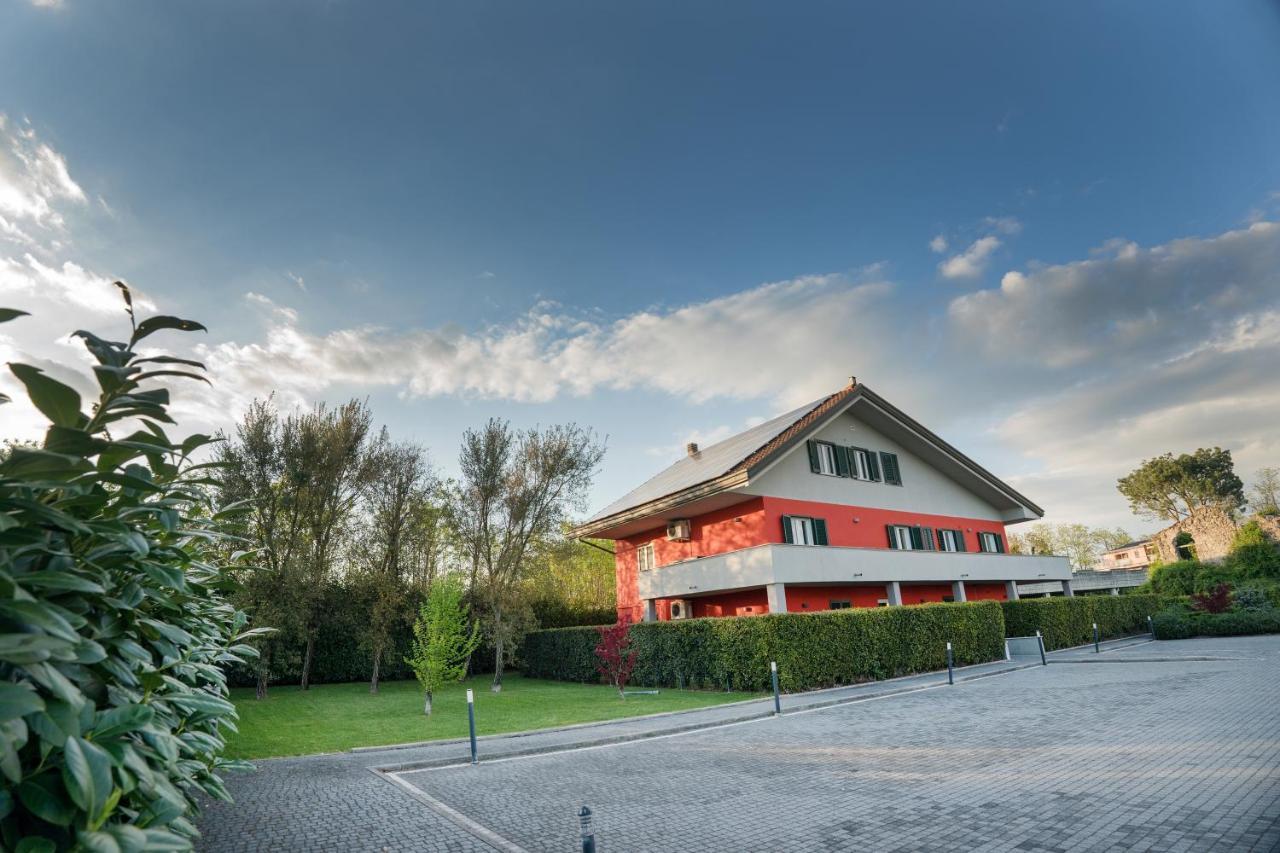 Lepini Suites Affittacamere Patrica Exteriör bild