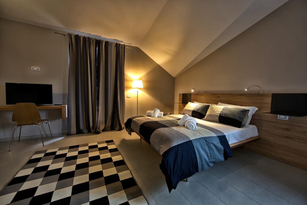 Lepini Suites Affittacamere Patrica Exteriör bild